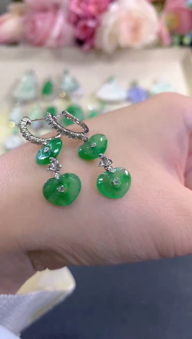 18K金镶嵌翡翠耳饰c112