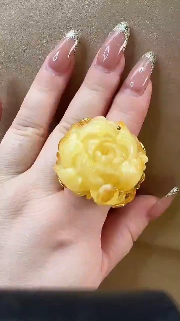 未镶嵌琥珀戒指戒指