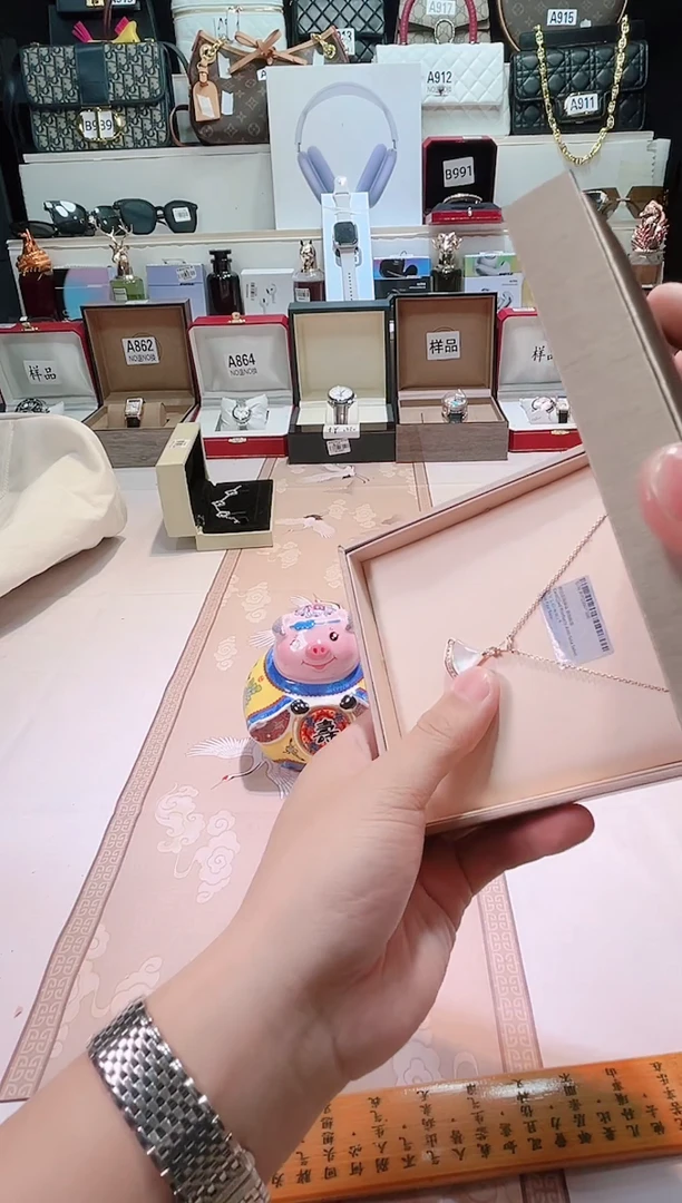 瓷片瓷器 库房到期 全部地板价@@1