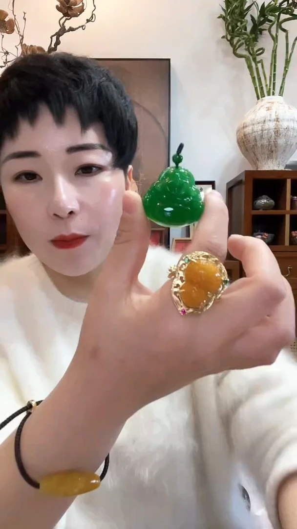 吊坠(赠链)未镶嵌翡翠501