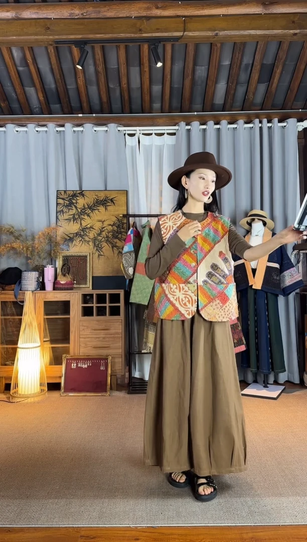 ❄****?设计师款彩色贴布满绣马甲