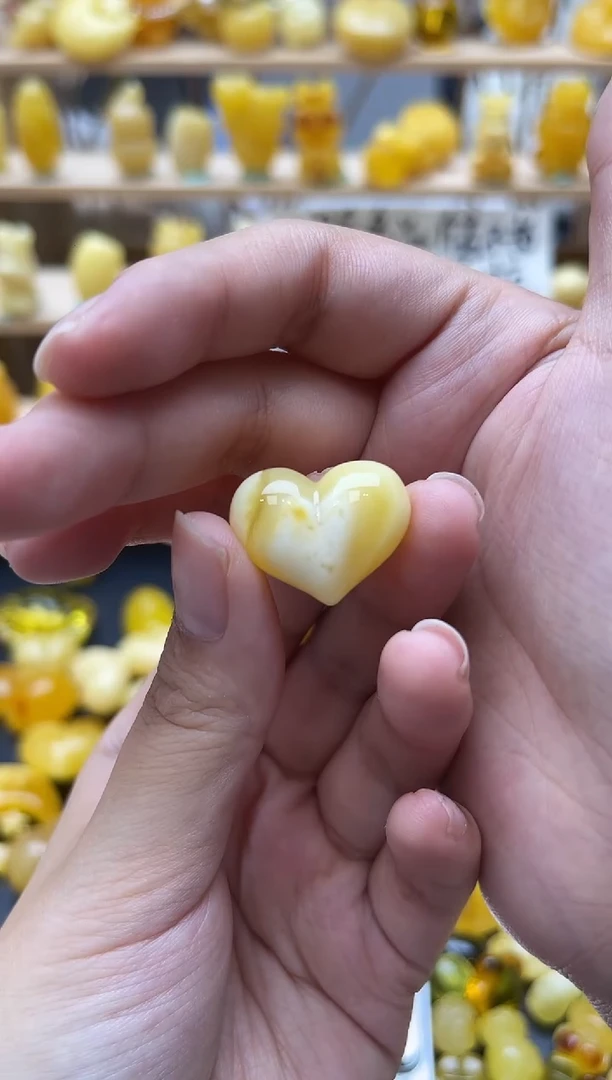 琥珀未镶嵌珠宝奇石140琥珀蜜蜡微瑕