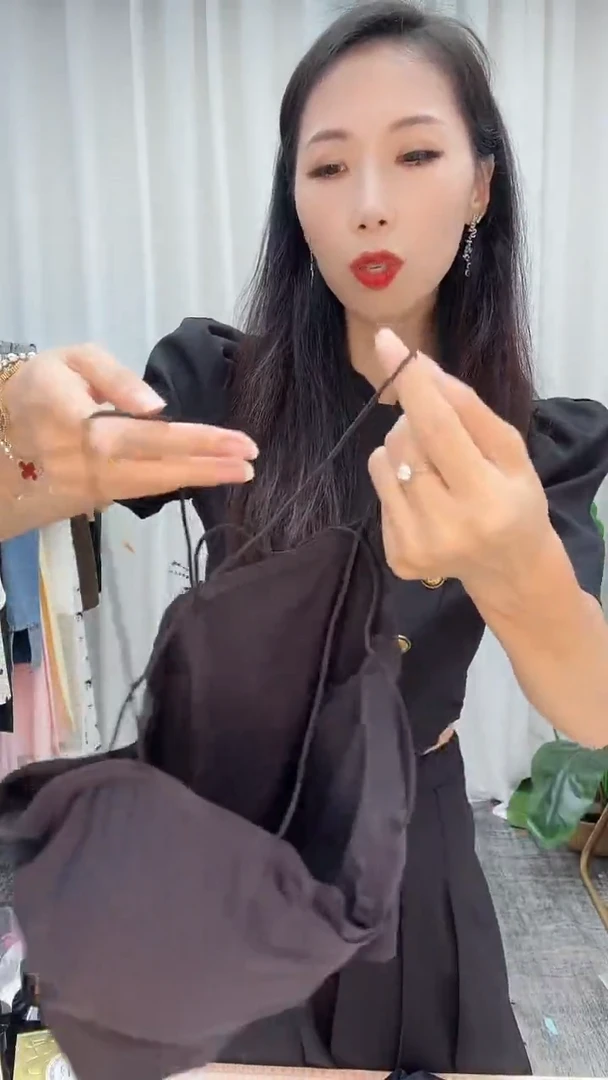 微瑕美背短绳黑色