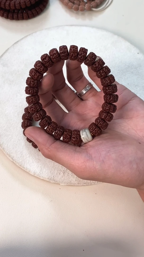 金刚菩提吊坠45.5555555555