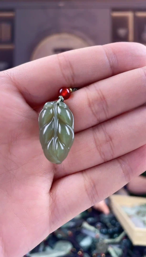 颈饰未镶嵌和田玉拍一发一，多样性发货