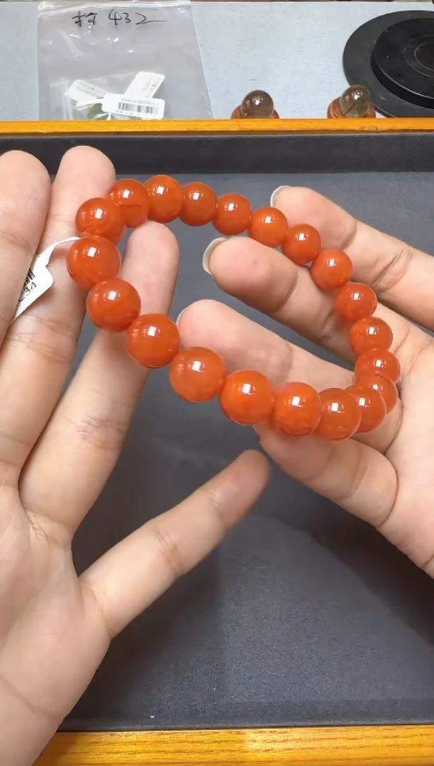 未镶嵌手链南红玛瑙约10mm保山南红手串