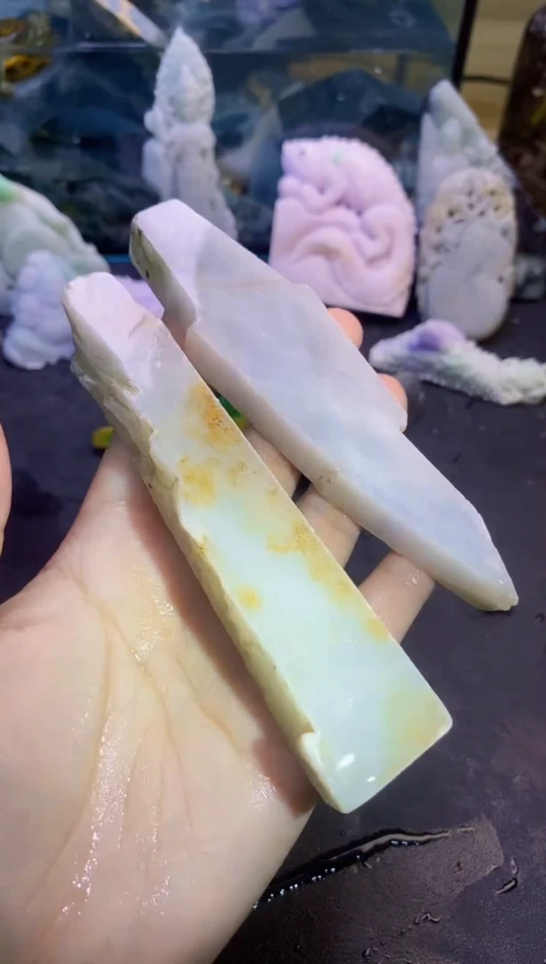 翡翠挂件未镶嵌天然翡翠021