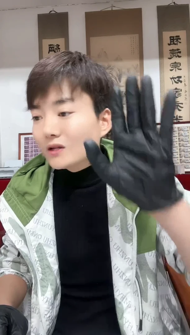 点一百冠百同百胞胎