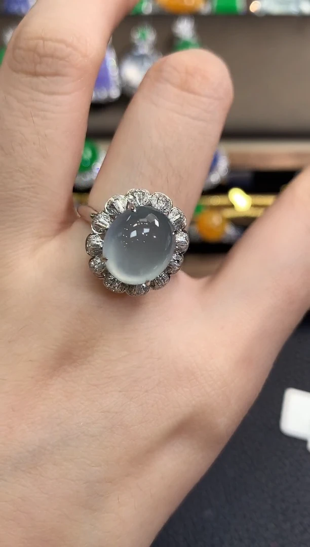 翡翠戒指18K金镶嵌春日珠宝 C97