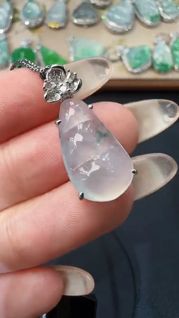 翡翠18K金镶嵌吊坠(不含链)11