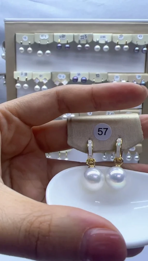 【闪购商品】淡水珍珠耳饰未镶嵌57