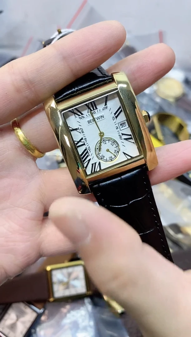 法国BESTWIN男士金坦克手表