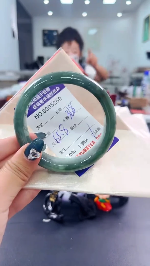 翡翠手镯未镶嵌天然缅甸A货翡翠