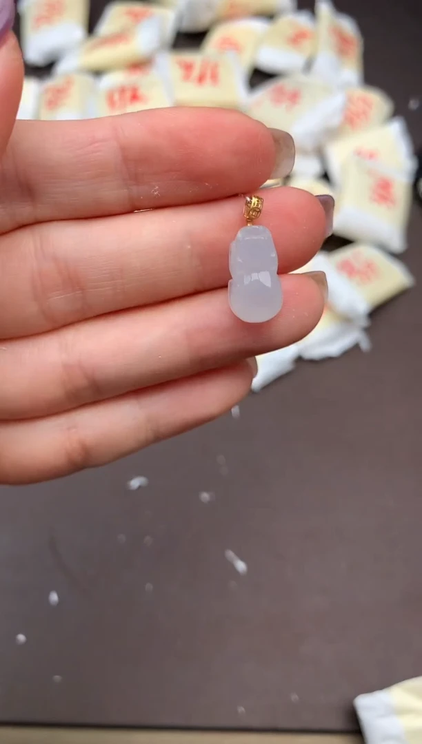 翡翠挂件18K金镶嵌 一福利