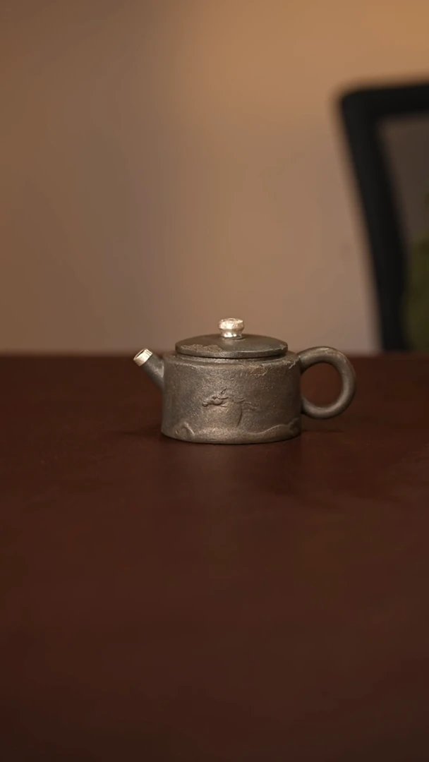 茶壶紫砂黑马壶 85cc