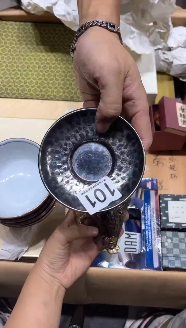 瓷片蓝*梦101............