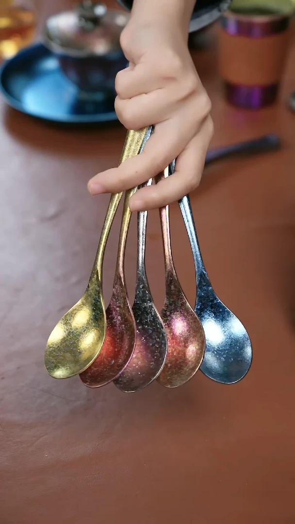 1辉哥粉丝福利 长柄钛勺 五只颜色各一种