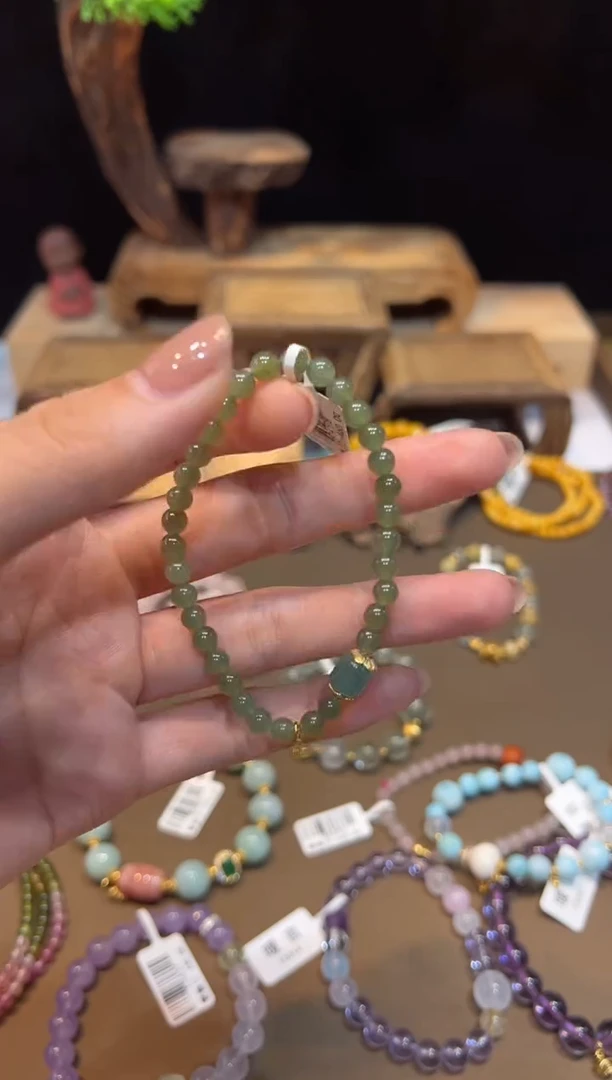 手饰和田玉未镶嵌手饰@@A6298