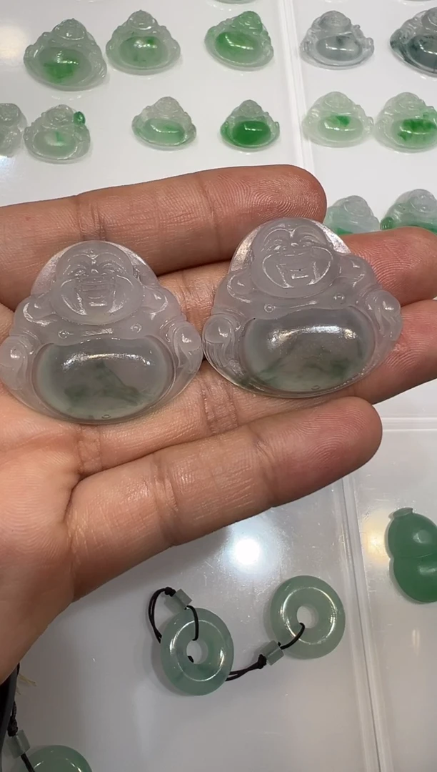 定制翡翠未镶嵌佛公
