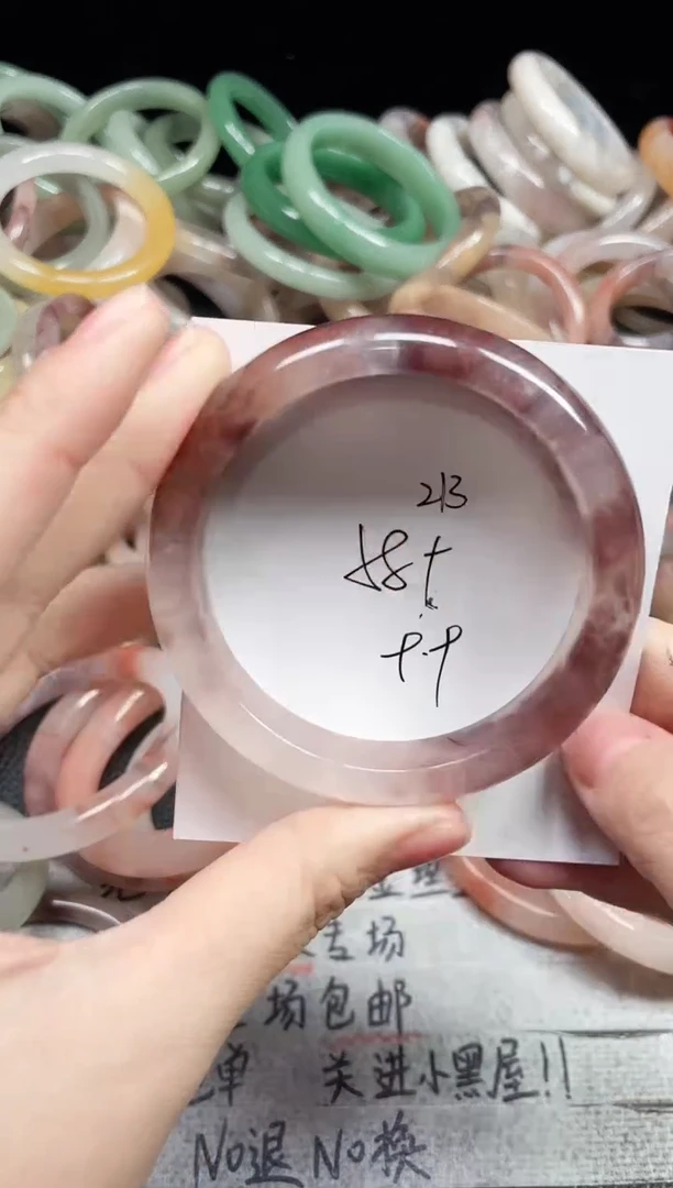 未镶嵌手镯石英质玉213