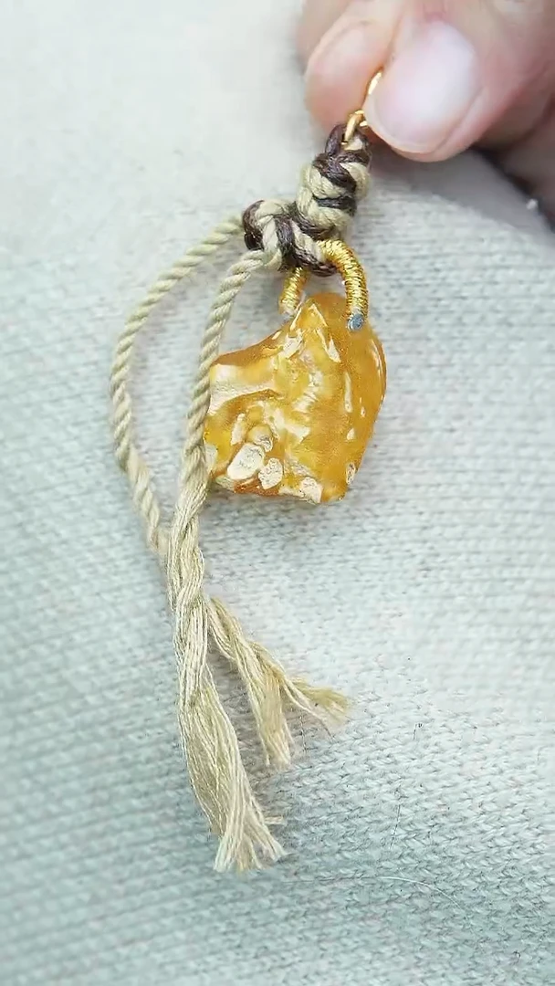 【闪购商品】蜜蜡裸石未镶嵌原石