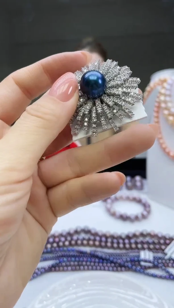 未镶嵌胸针淡水珍珠孔雀绿胸针