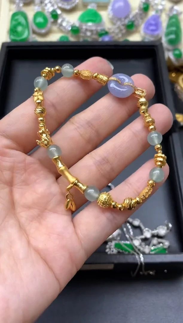 18K金镶嵌手链翡翠640-中国好珍宝