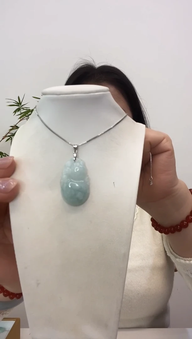 【闪购商品】翡翠颈饰银S925镶嵌葫芦赠合金链