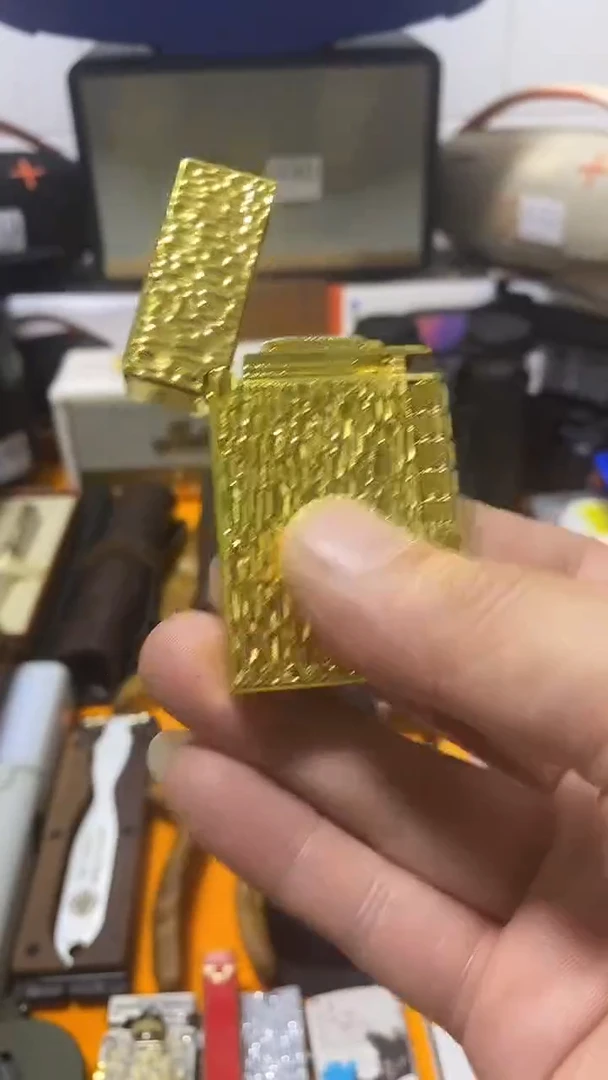 瓷片闪购商品 如图所示