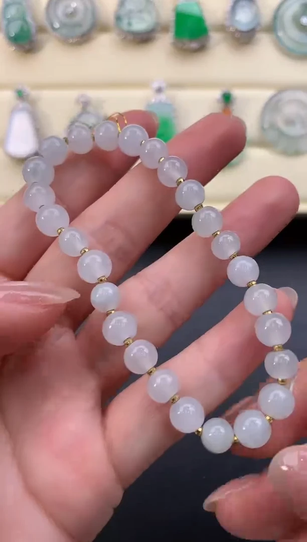 【闪购商品】翡翠颈饰18K金镶嵌W643