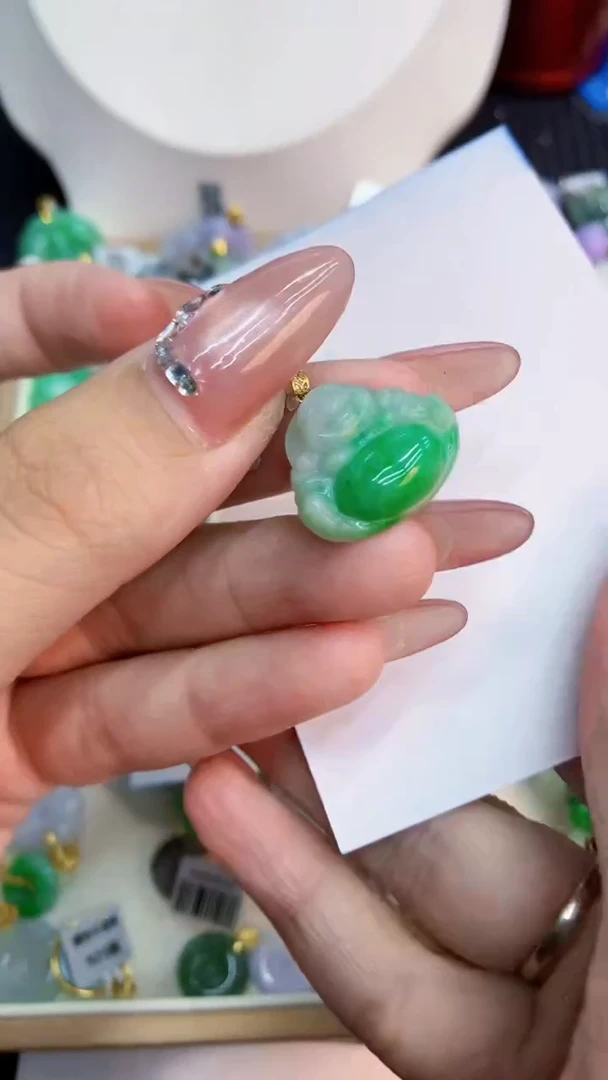 翡翠18K金镶嵌吊坠(不含链)1