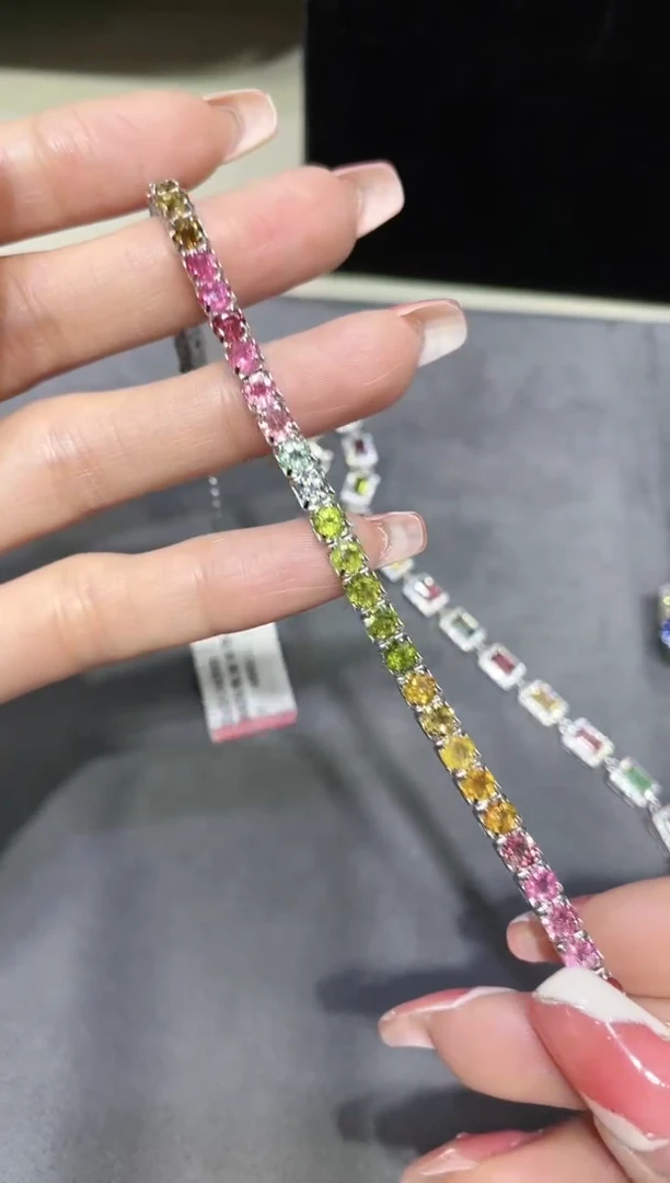 S925银镶嵌碧玺手链