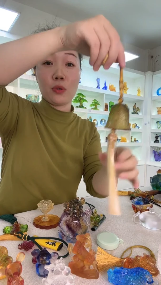 手工艺品琉璃绿琥珀色