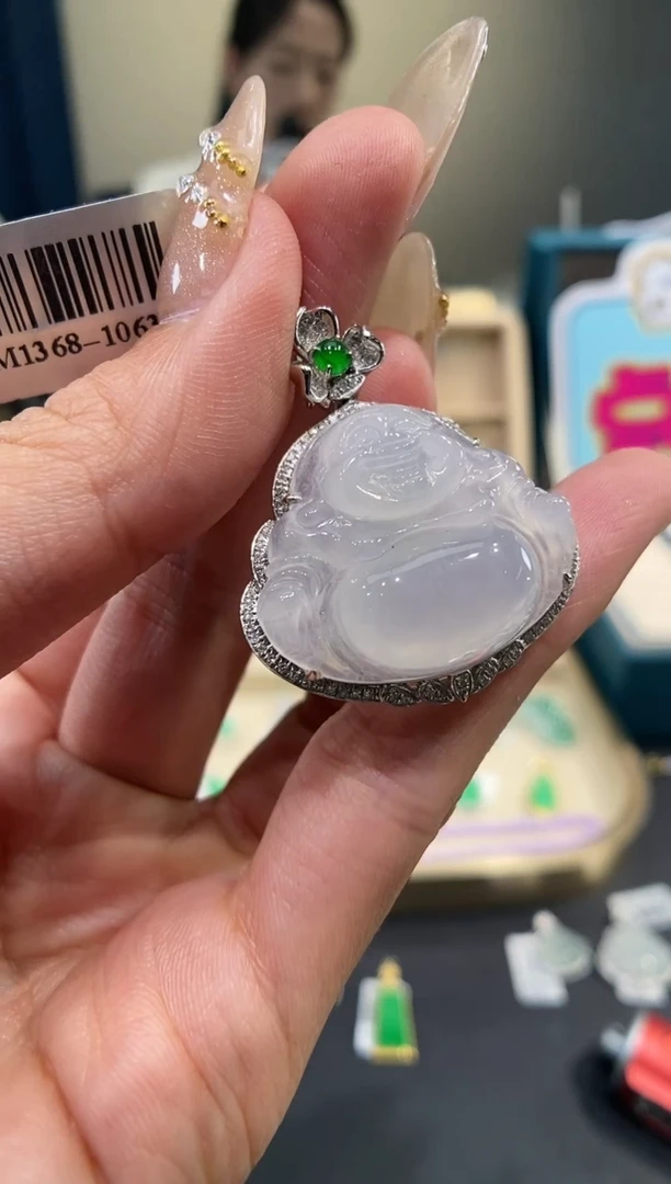 【闪购商品】翡翠吊坠(不含链)18K金镶嵌佛公