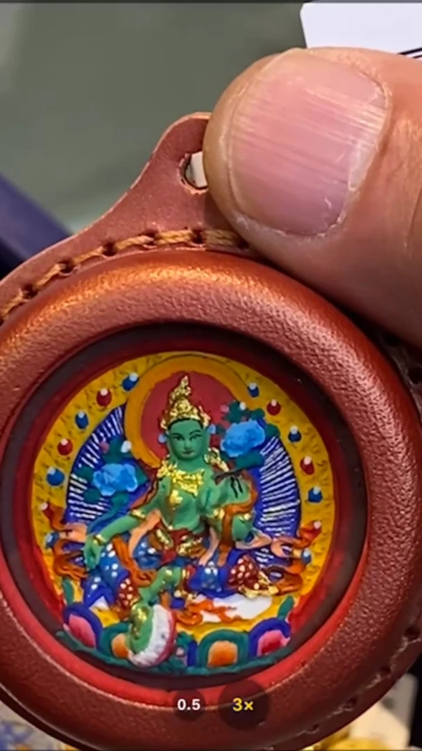 【闪购商品】装裱画绿度母-与实物略有差异介意者勿拍