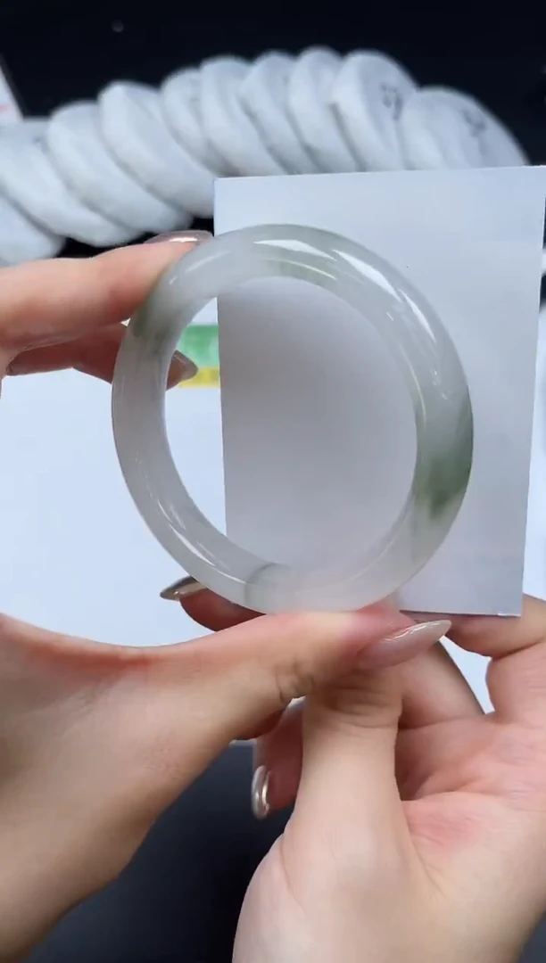 未镶嵌手镯石英质玉057-54