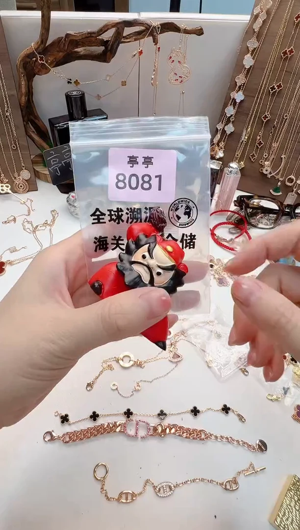 孤****归华禄甄选阁亭亭店