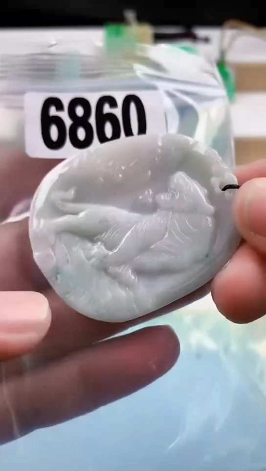 【闪购商品】翡翠挂件未镶嵌天然翡翠吊坠挂件