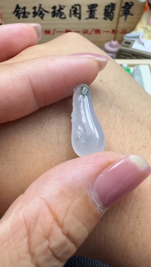 翡翠未镶嵌颈饰天然缅甸翡翠A货