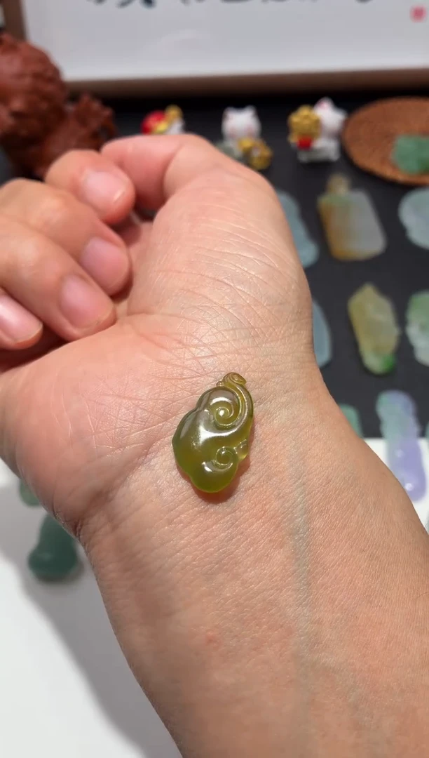 未镶嵌定制翡翠翡翠