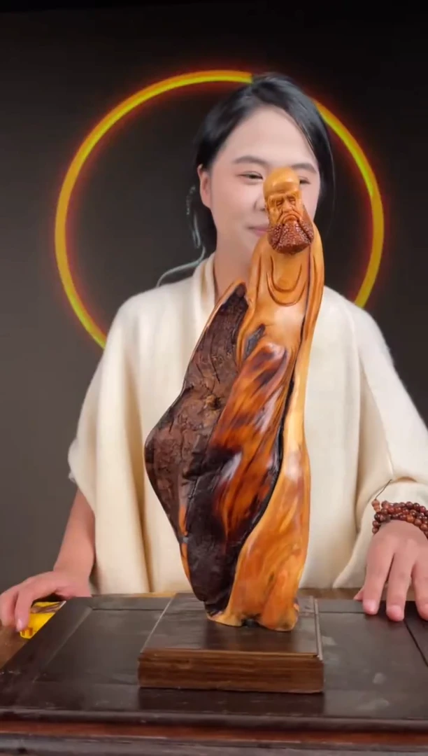 柏木（崖柏）手工摆件,先抢先得! 编号:210