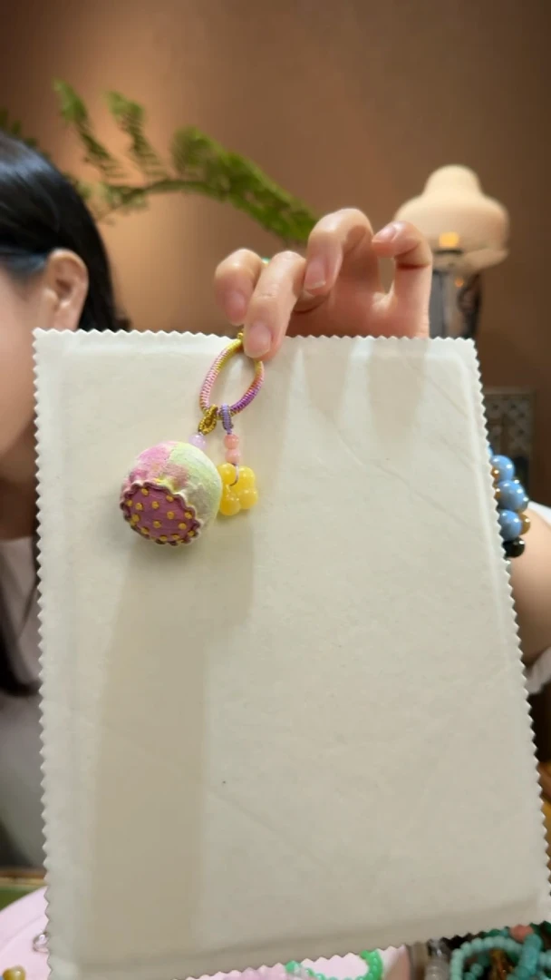 蜜蜡吊坠(不含链)未镶嵌维*燕天然蜜蜡吊坠包挂