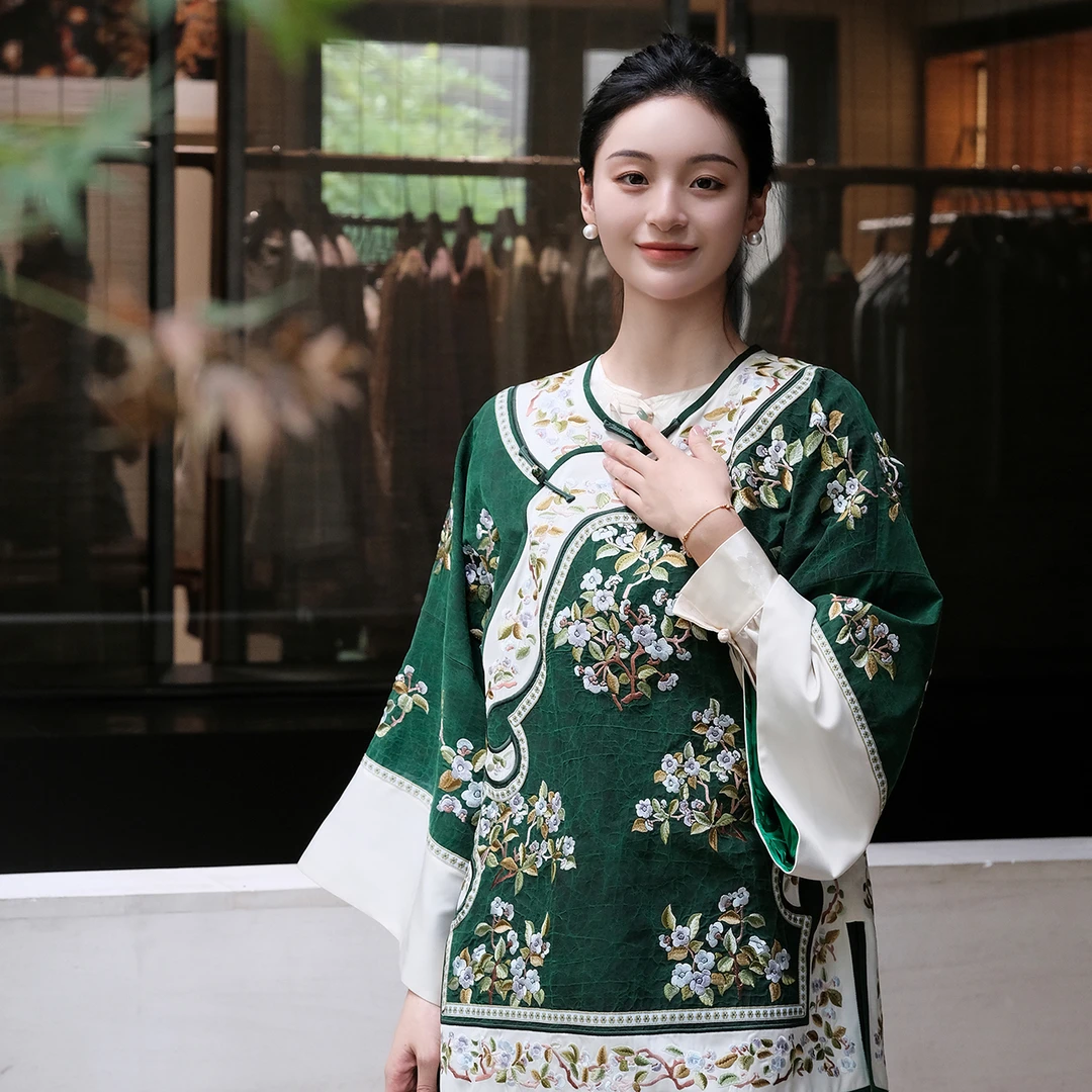 高货-大宋玉兰重工刺绣中式太太服-绿色（不支持七天无理由）