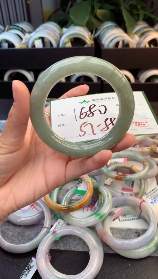 未镶嵌定制翡翠毛货需精细抛光+多样性拍1发1