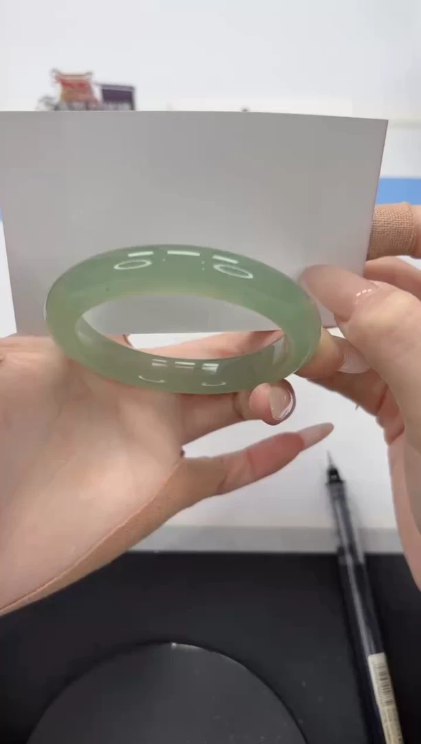 【闪购商品】石英质玉手镯未镶嵌A239-55