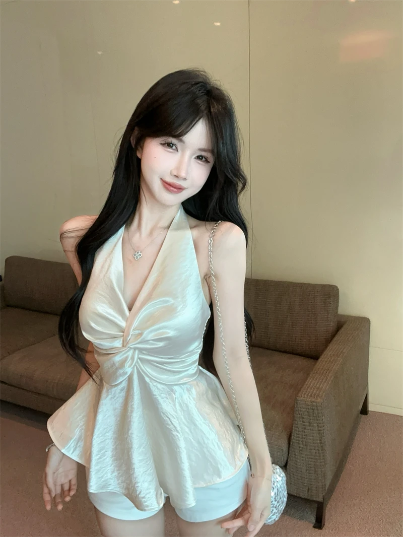 法式肌理感扭结深V领露背挂脖背心女时尚纯欲风百搭收腰无袖上衣