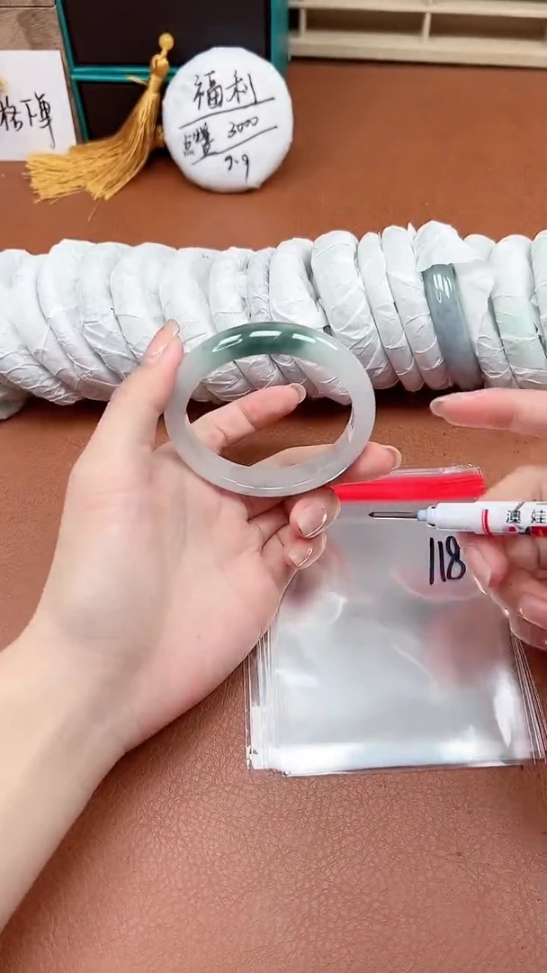 缅风精品手镯礼盒装Y118