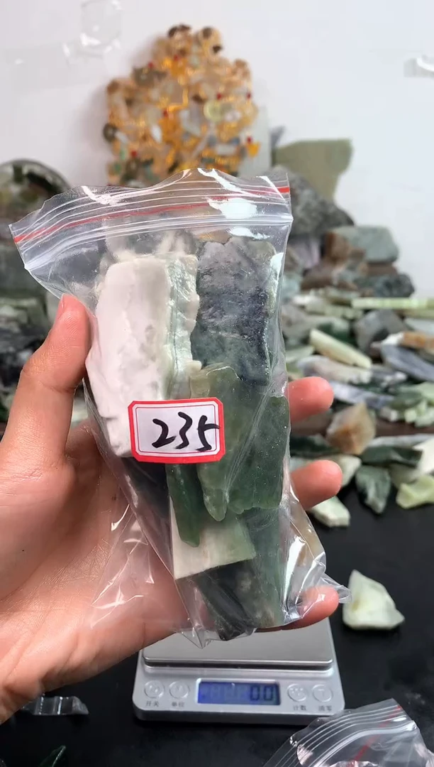 未镶嵌和田玉摆件235