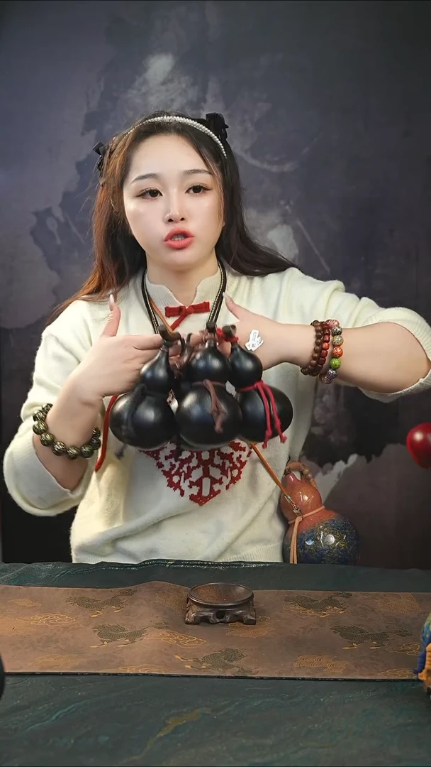 【闪购商品】RB140黑色小容量酒葫芦随缘发