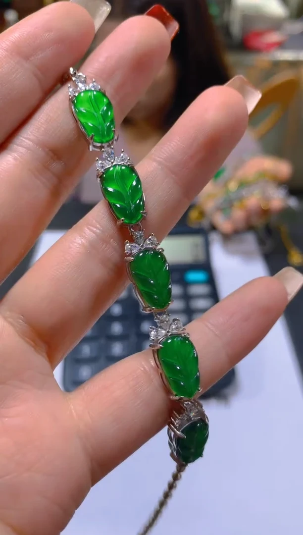 未镶嵌手链翡翠多样性发一